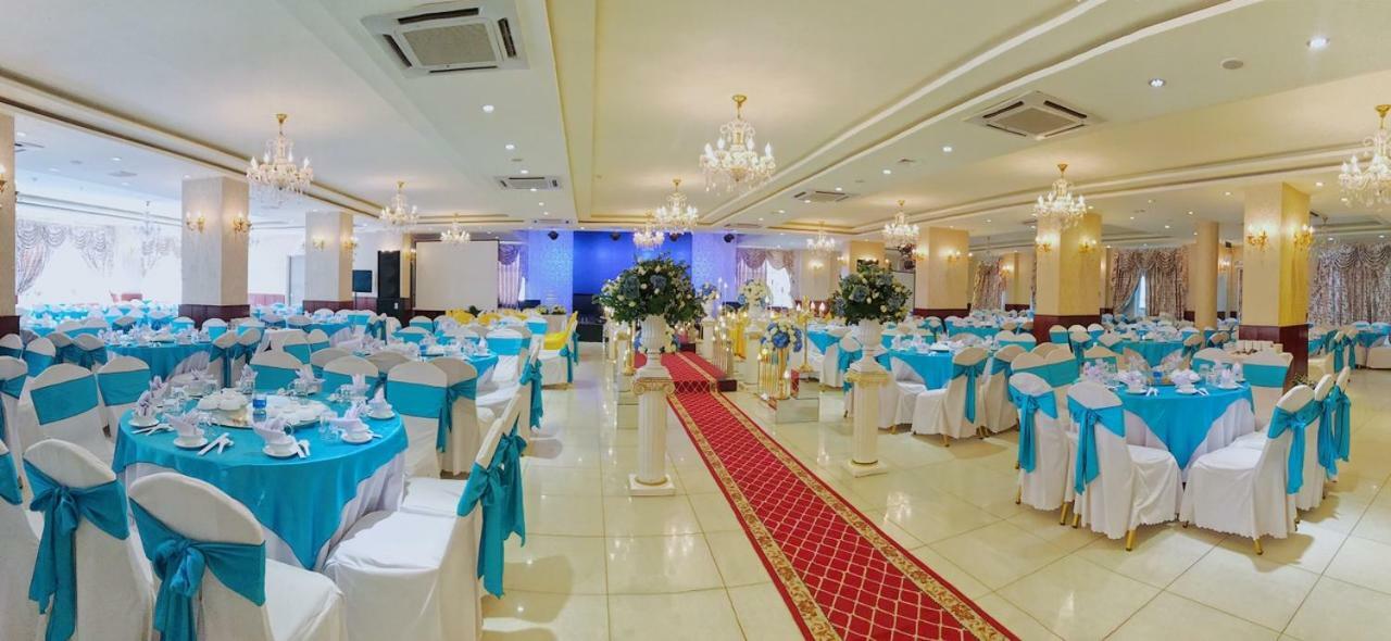 Viet Uc Hotel Ben Tre Exteriör bild