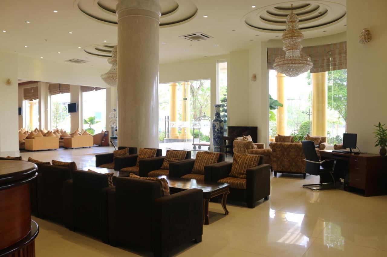 Viet Uc Hotel Ben Tre Exteriör bild
